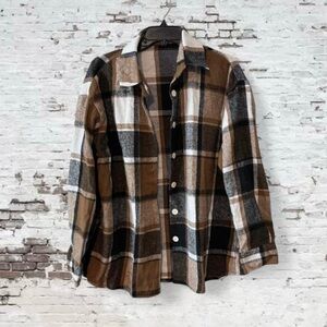 SHEIN Plaid Button Down